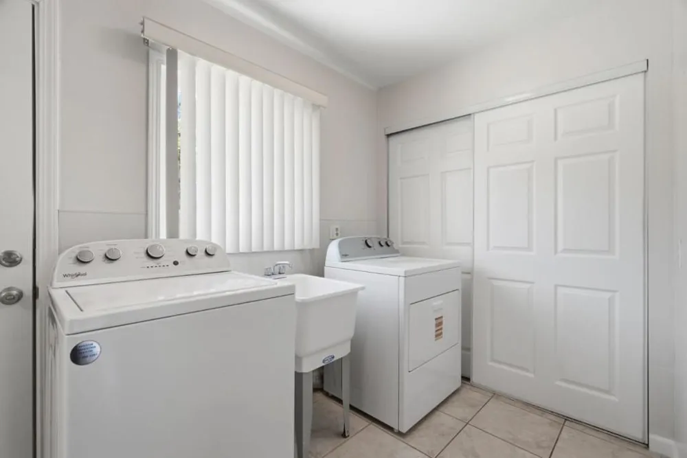 10010 Bret Avenue Cupertino, CA 95014