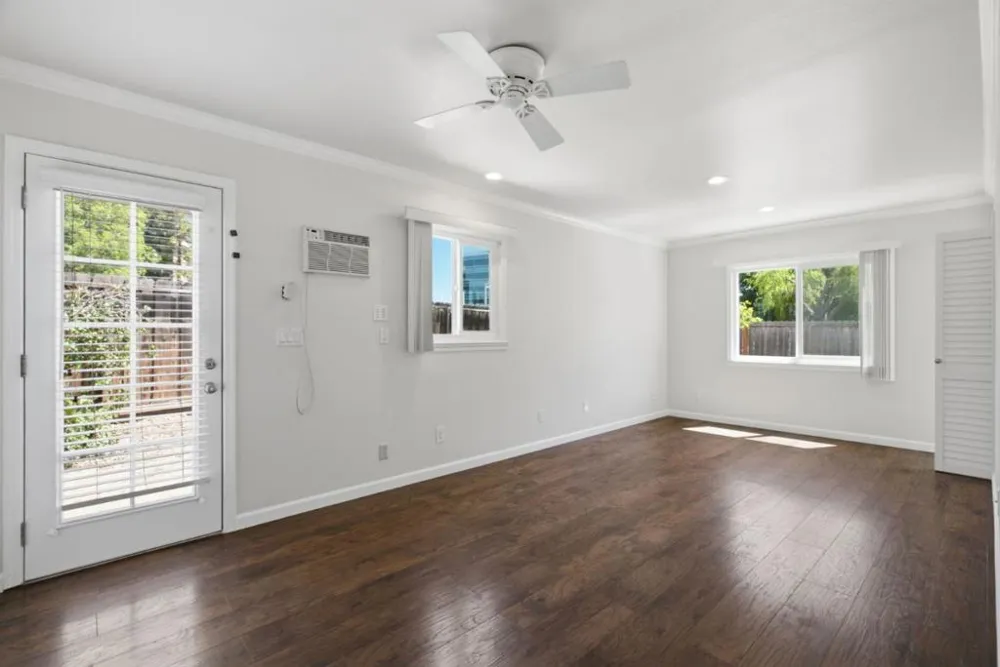 10010 Bret Avenue Cupertino, CA 95014