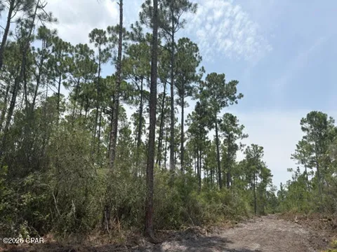 22563 NW Lake Mckenzie Boulevard
