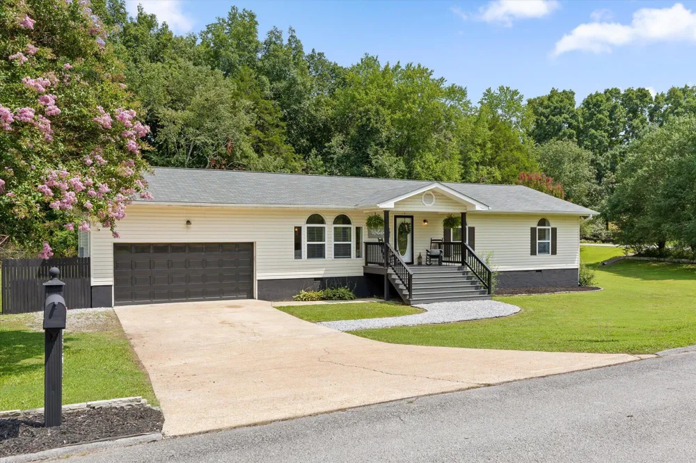 7325 Asteroid Lane Harrison, TN 37341