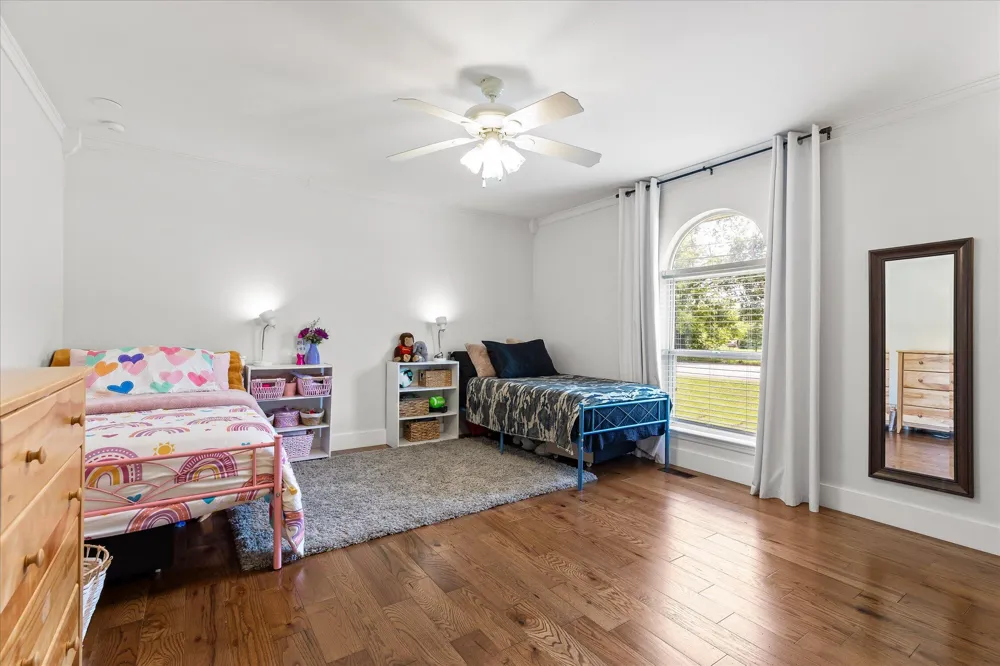 7325 Asteroid Lane Harrison, TN 37341