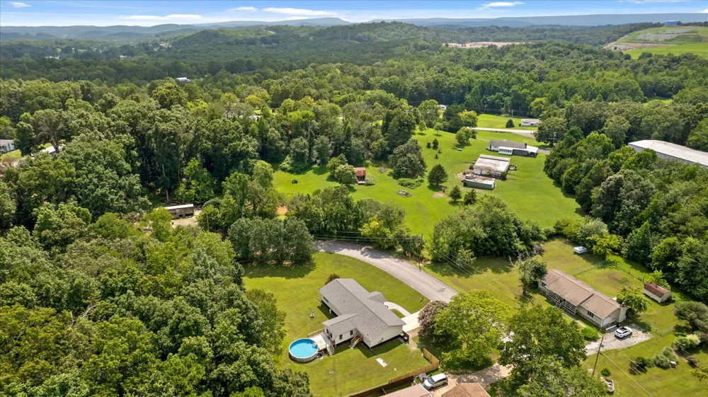 7325 Asteroid Lane Harrison, TN 37341