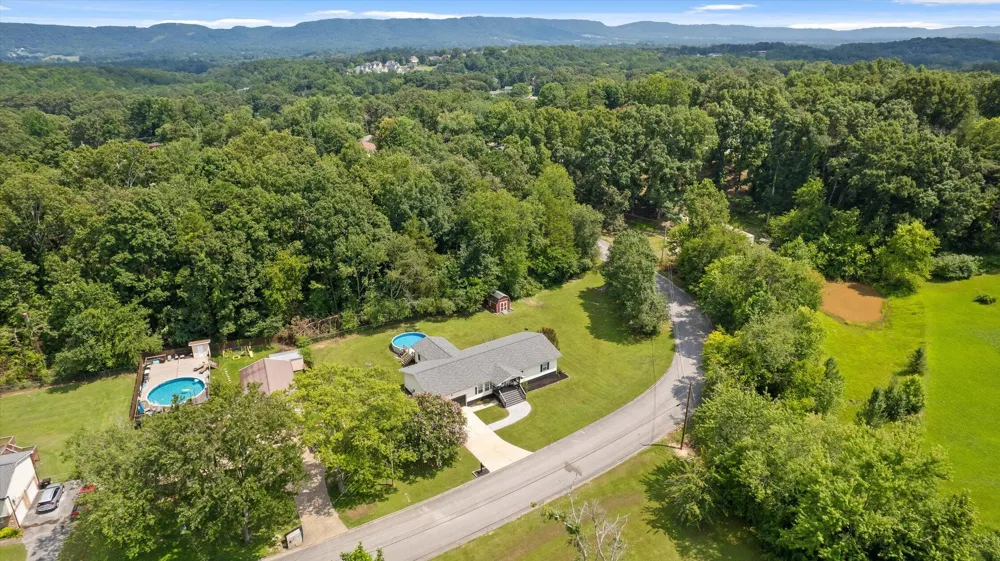 7325 Asteroid Lane Harrison, TN 37341