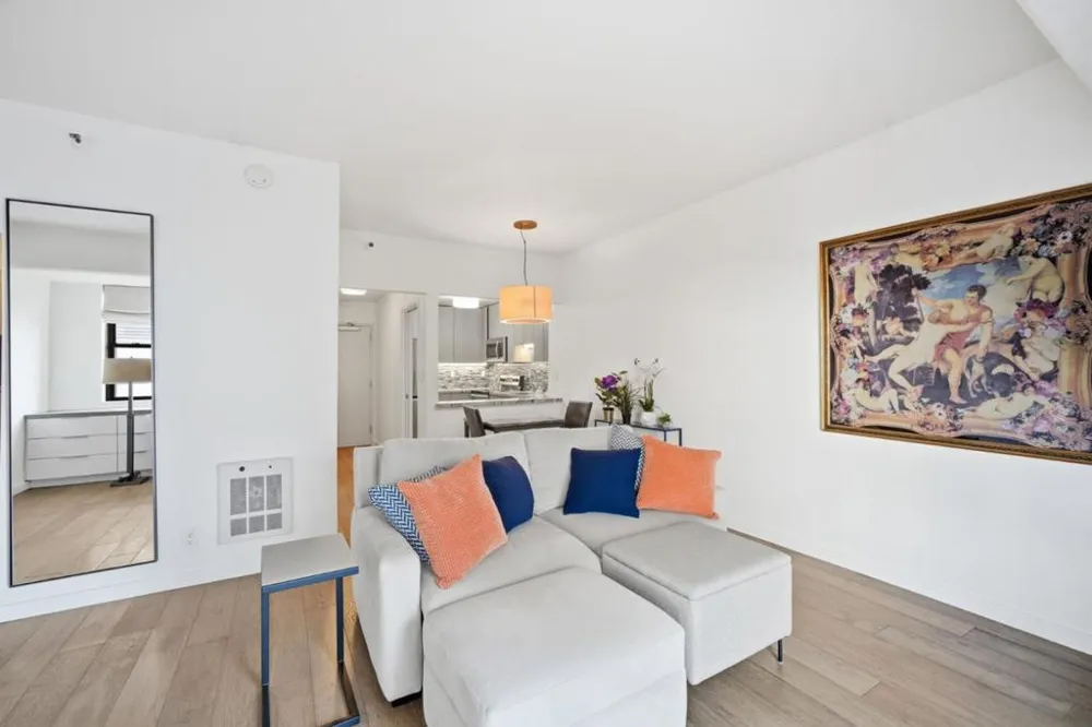 1 Daniel Burnham Court #307 San Francisco, CA 94109