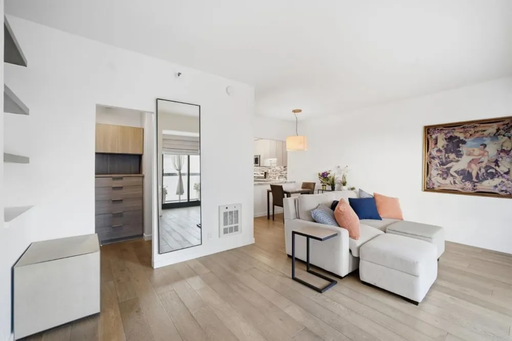 1 Daniel Burnham Court #307 San Francisco, CA 94109