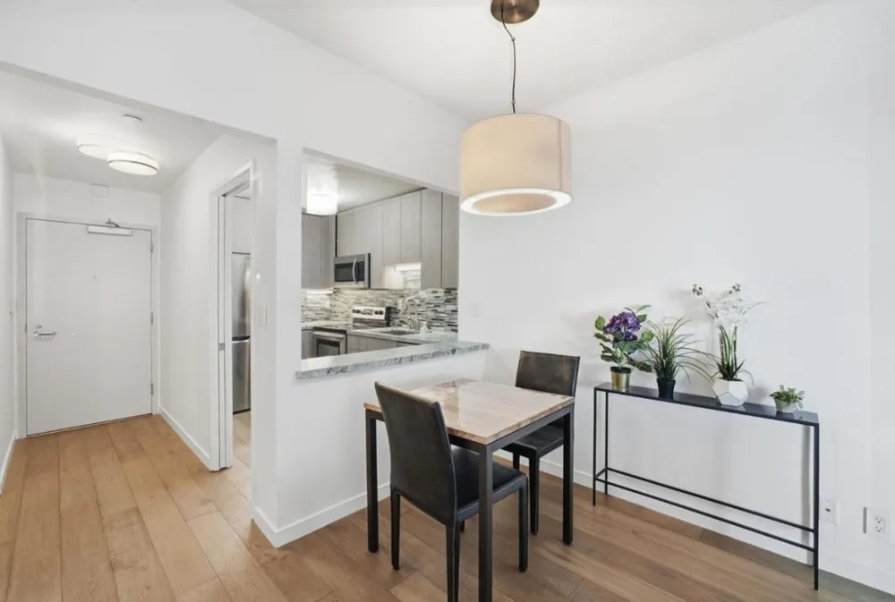 1 Daniel Burnham Court #307 San Francisco, CA 94109