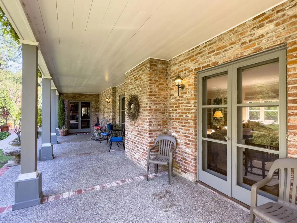 2155 Geri Lane Hillsborough, CA 94010