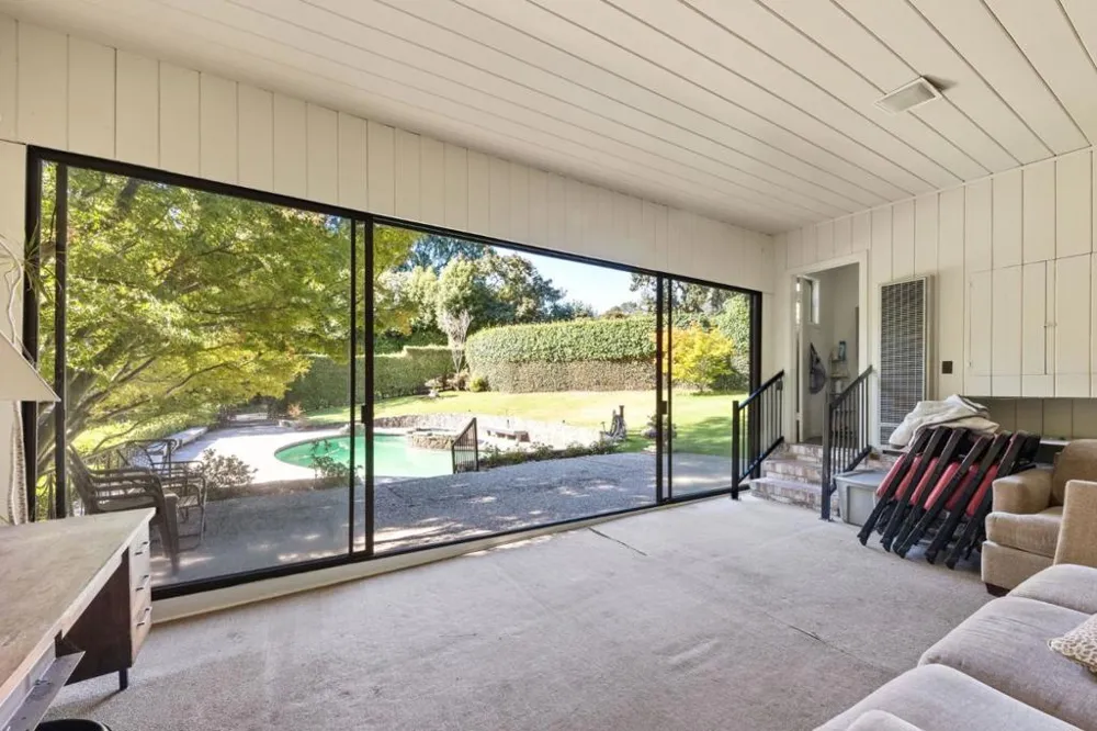 2155 Geri Lane Hillsborough, CA 94010
