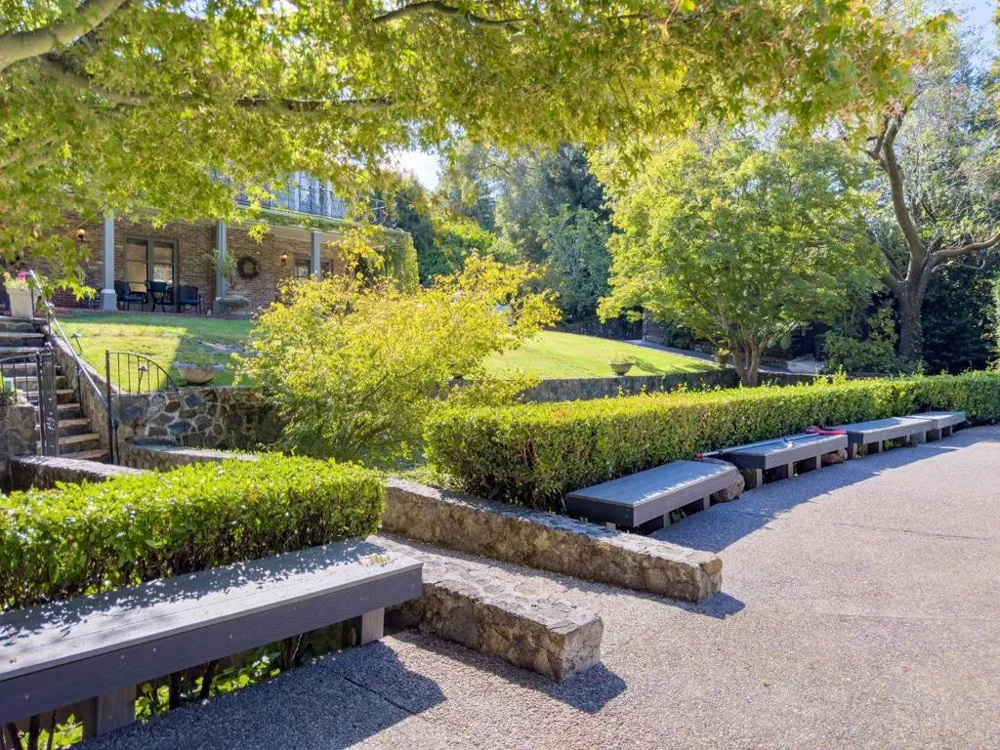 2155 Geri Lane Hillsborough, CA 94010