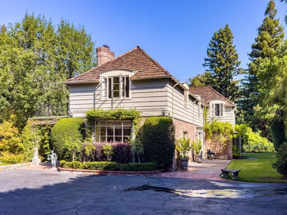 2155 Geri Lane Hillsborough, CA 94010