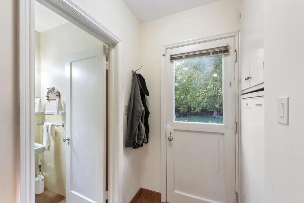 2155 Geri Lane Hillsborough, CA 94010