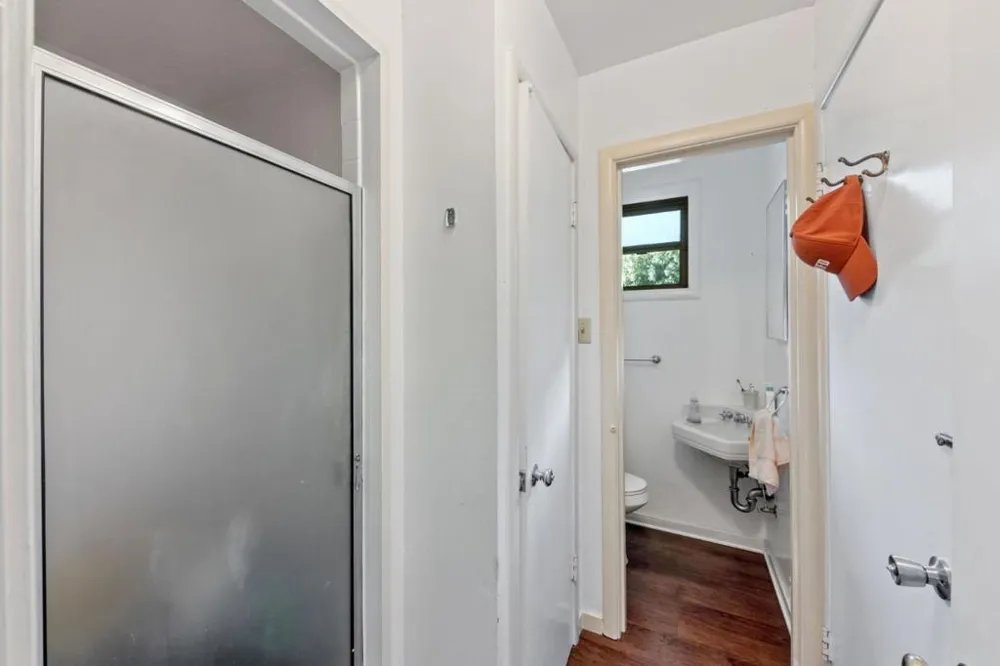 2155 Geri Lane Hillsborough, CA 94010