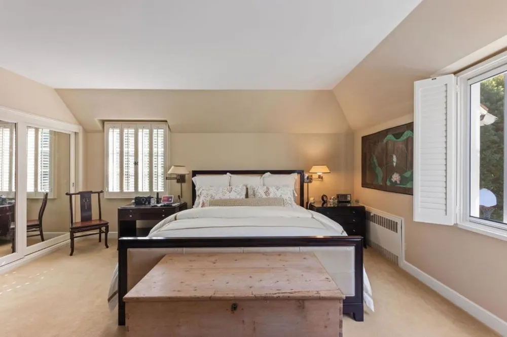 2155 Geri Lane Hillsborough, CA 94010