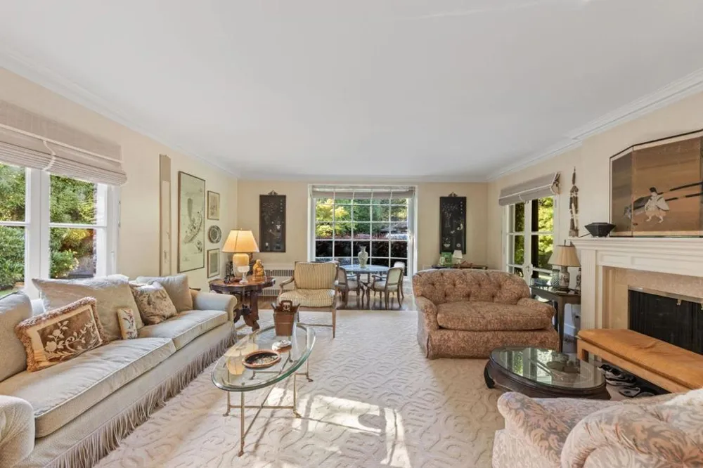 2155 Geri Lane Hillsborough, CA 94010