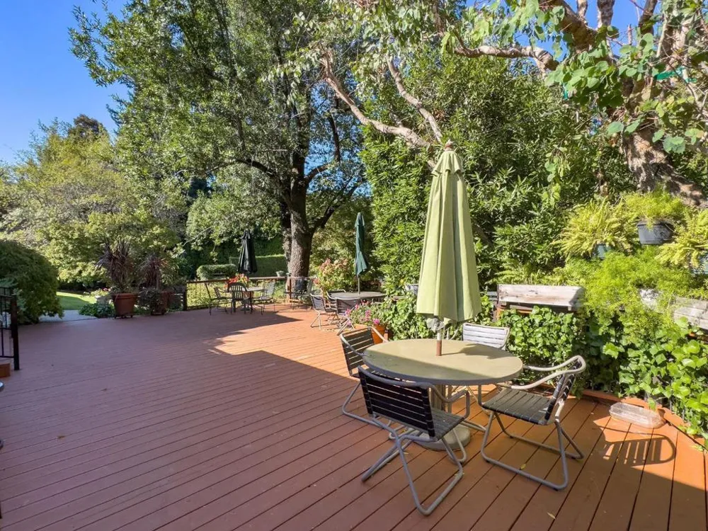 2155 Geri Lane Hillsborough, CA 94010