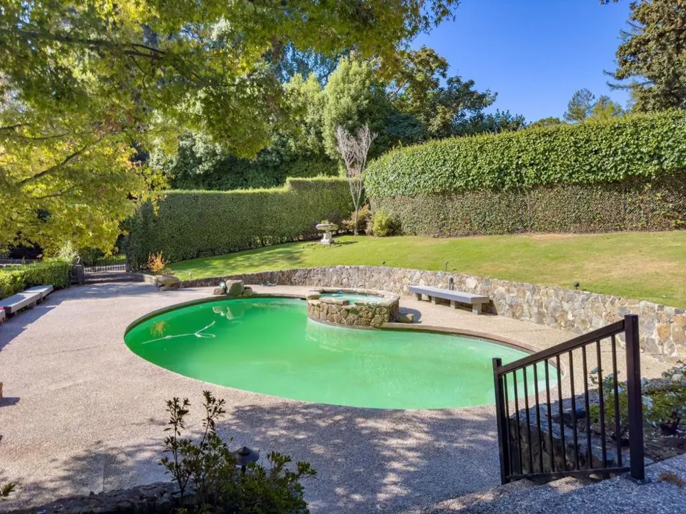 2155 Geri Lane Hillsborough, CA 94010