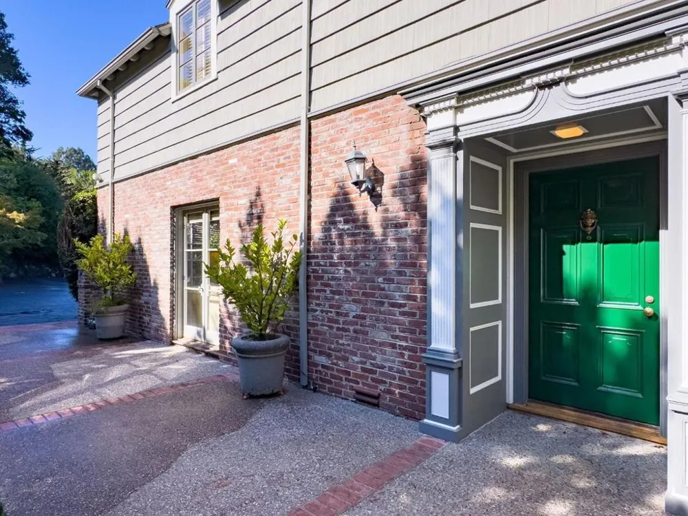 2155 Geri Lane Hillsborough, CA 94010