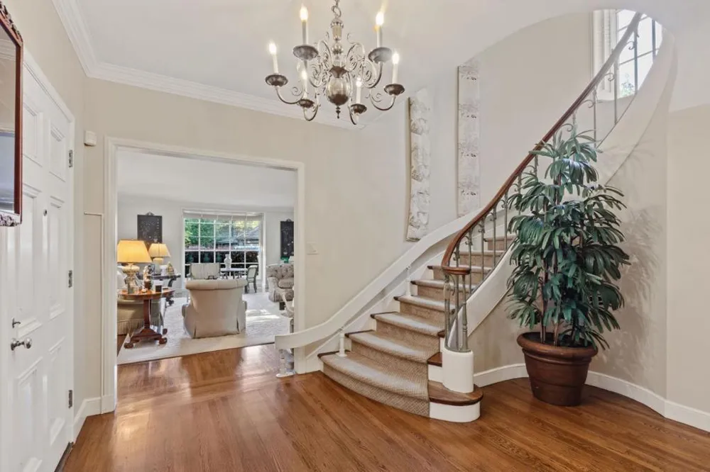 2155 Geri Lane Hillsborough, CA 94010