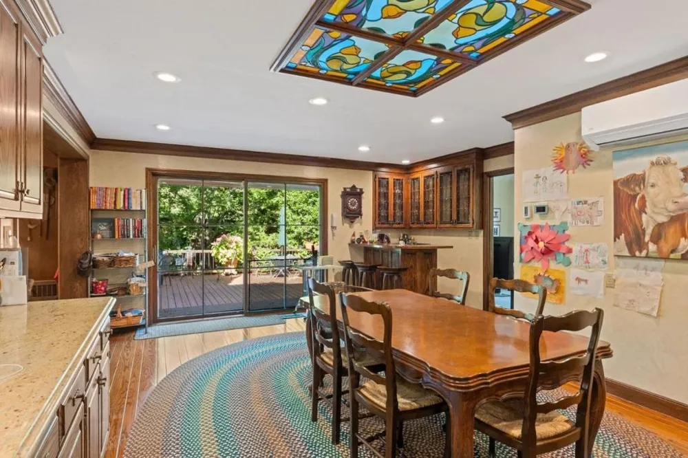 2155 Geri Lane Hillsborough, CA 94010