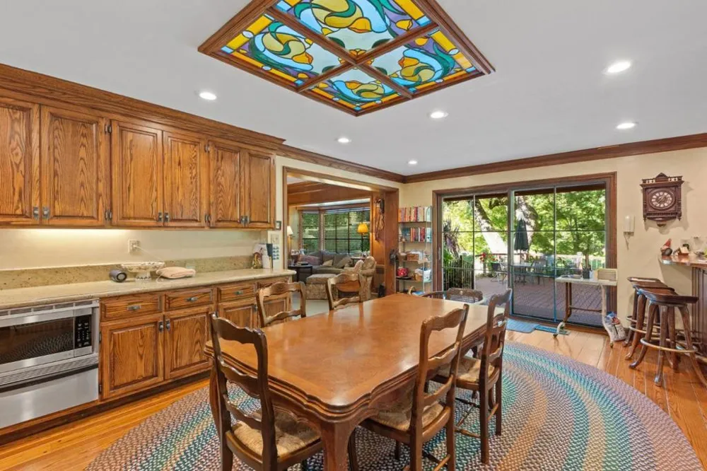 2155 Geri Lane Hillsborough, CA 94010