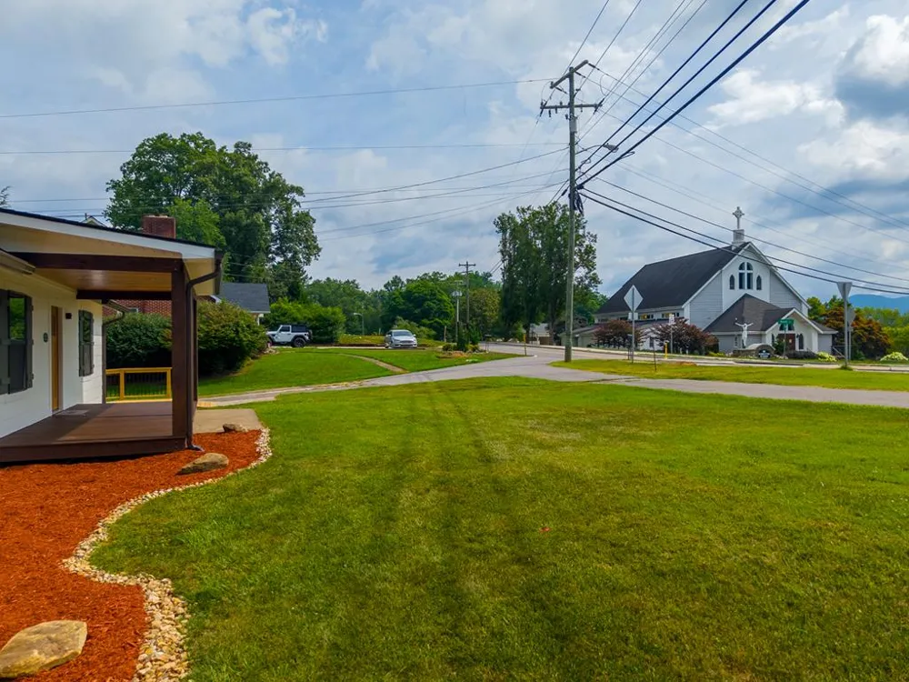 Georgia Rd. Franklin, NC 28734