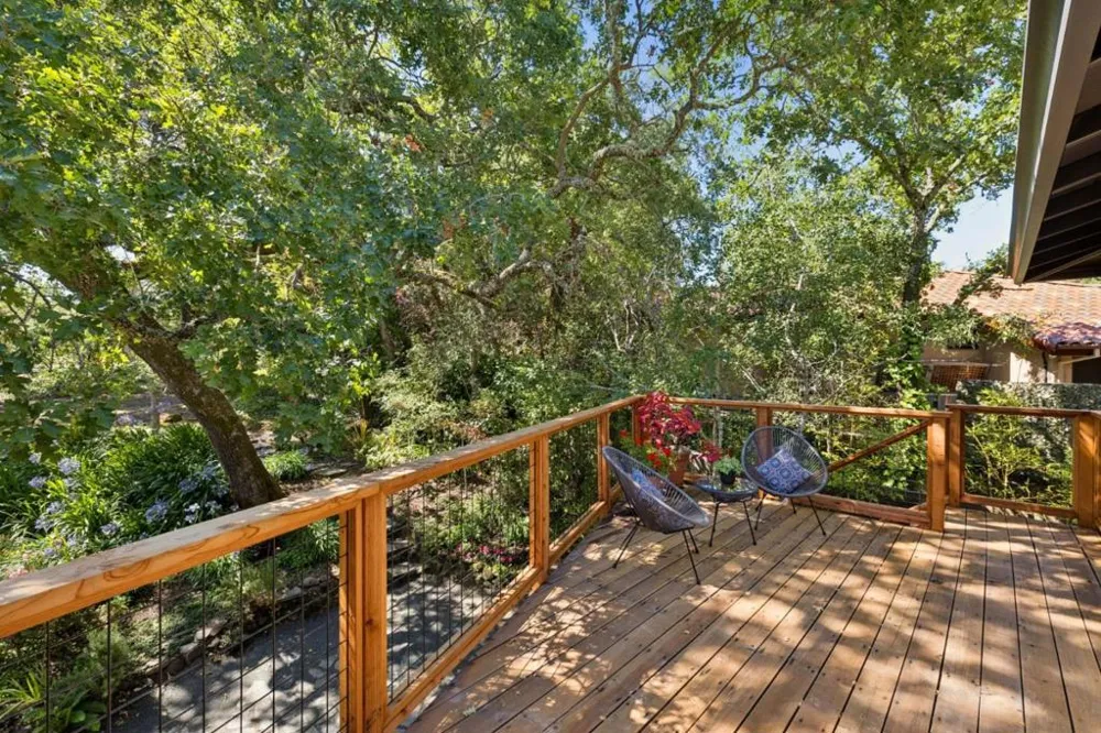 163 Crescent Avenue Portola Valley, CA 94028