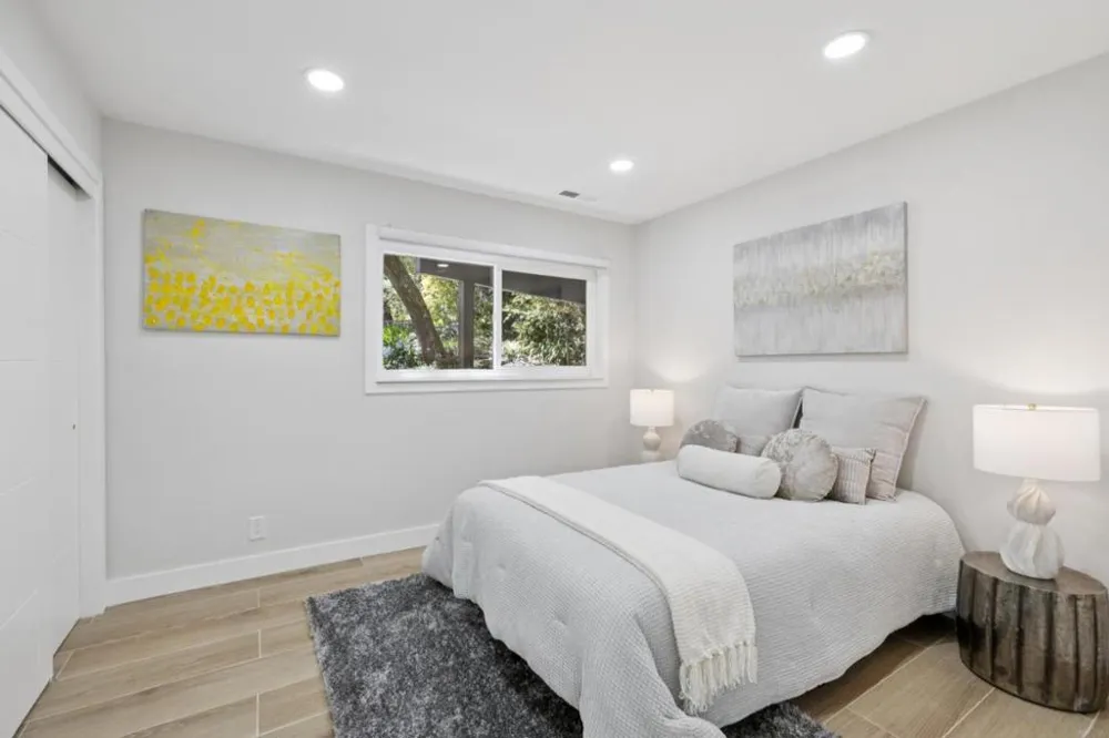 163 Crescent Avenue Portola Valley, CA 94028