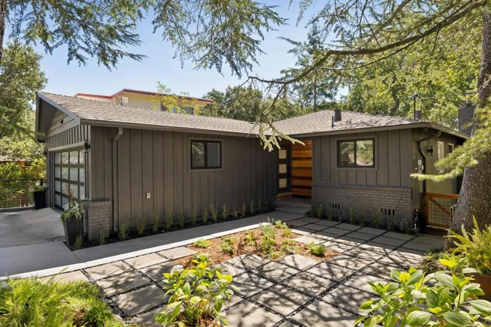 163 Crescent Avenue Portola Valley, CA 94028