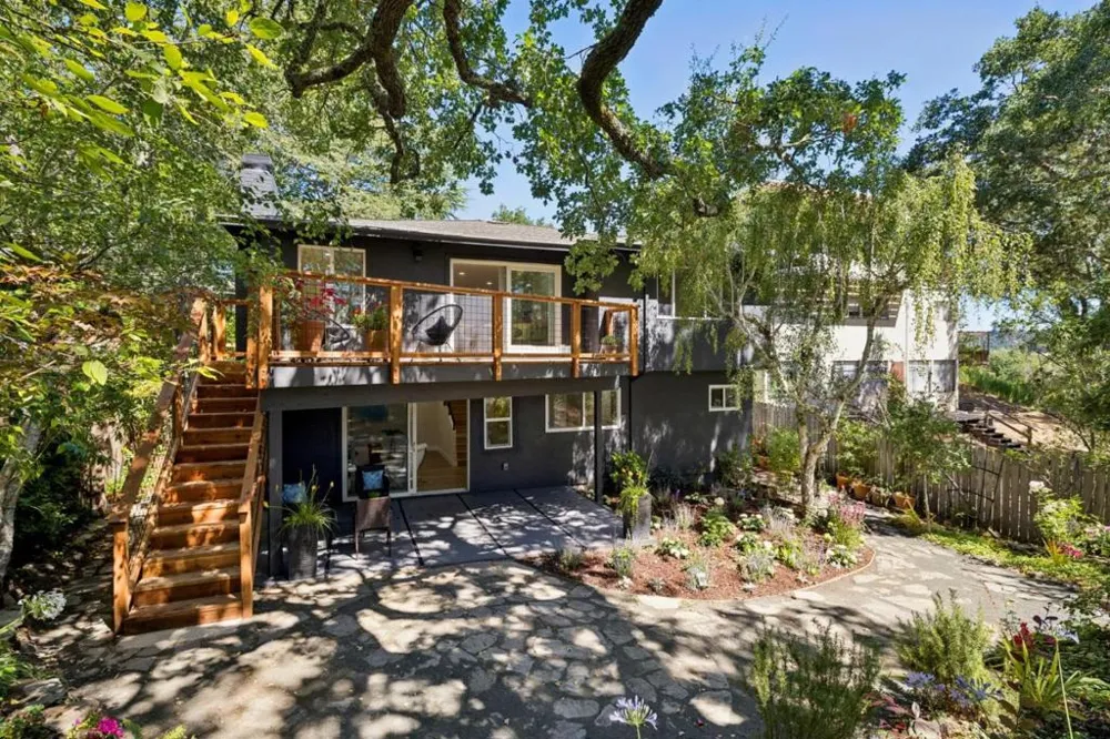 163 Crescent Avenue Portola Valley, CA 94028