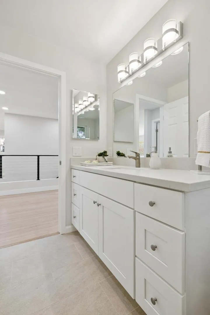 163 Crescent Avenue Portola Valley, CA 94028