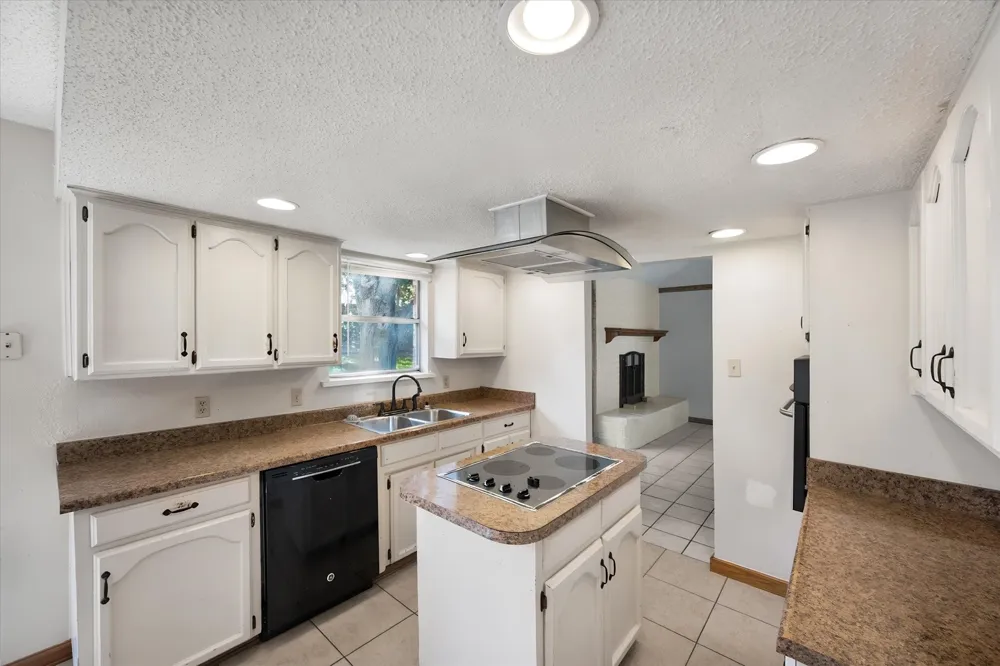 3724 Billie Faye Drive North Richland Hills, TX 76180