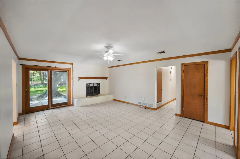 3724 Billie Faye Drive North Richland Hills, TX 76180