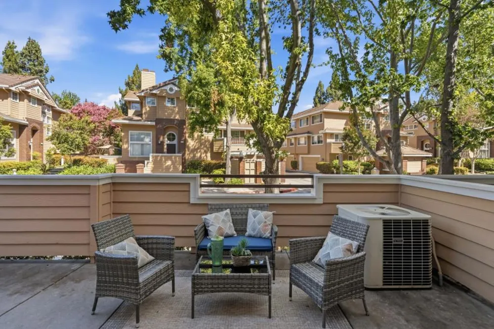 553 Mill River Lane San Jose, CA 95134