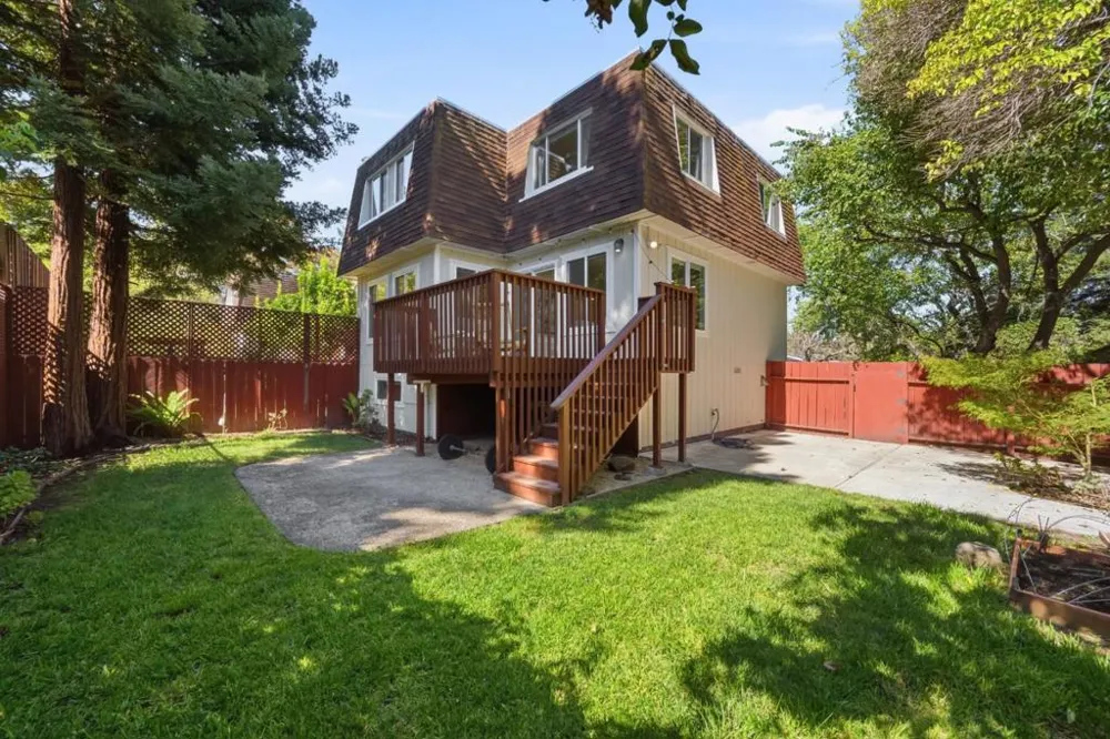 135 E Okeefe Street #4 Menlo Park, CA 94025