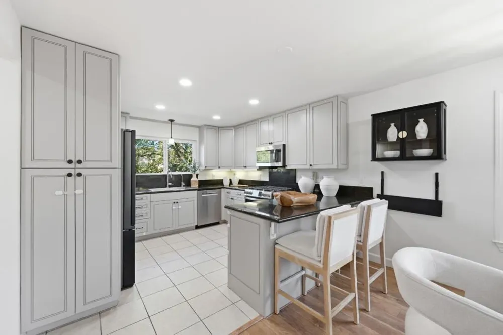 135 E Okeefe Street #4 Menlo Park, CA 94025