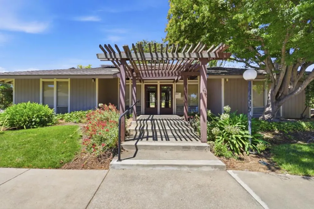 21068 White Fir Court Cupertino, CA 95014