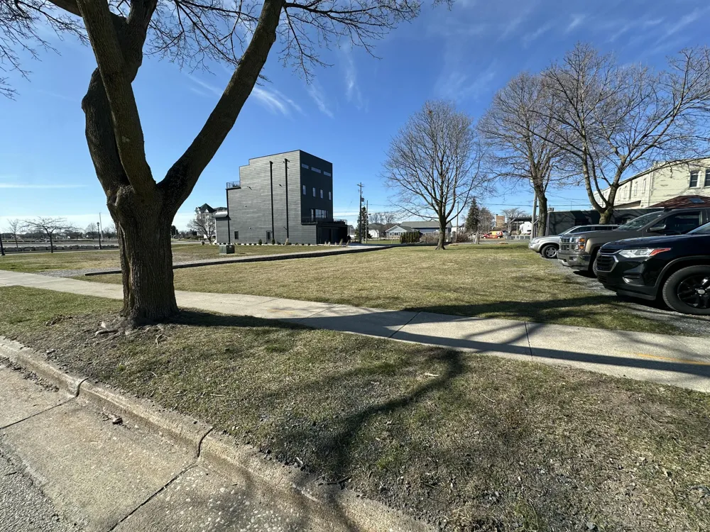 1065 W Danaher Street Ludington, MI 49431