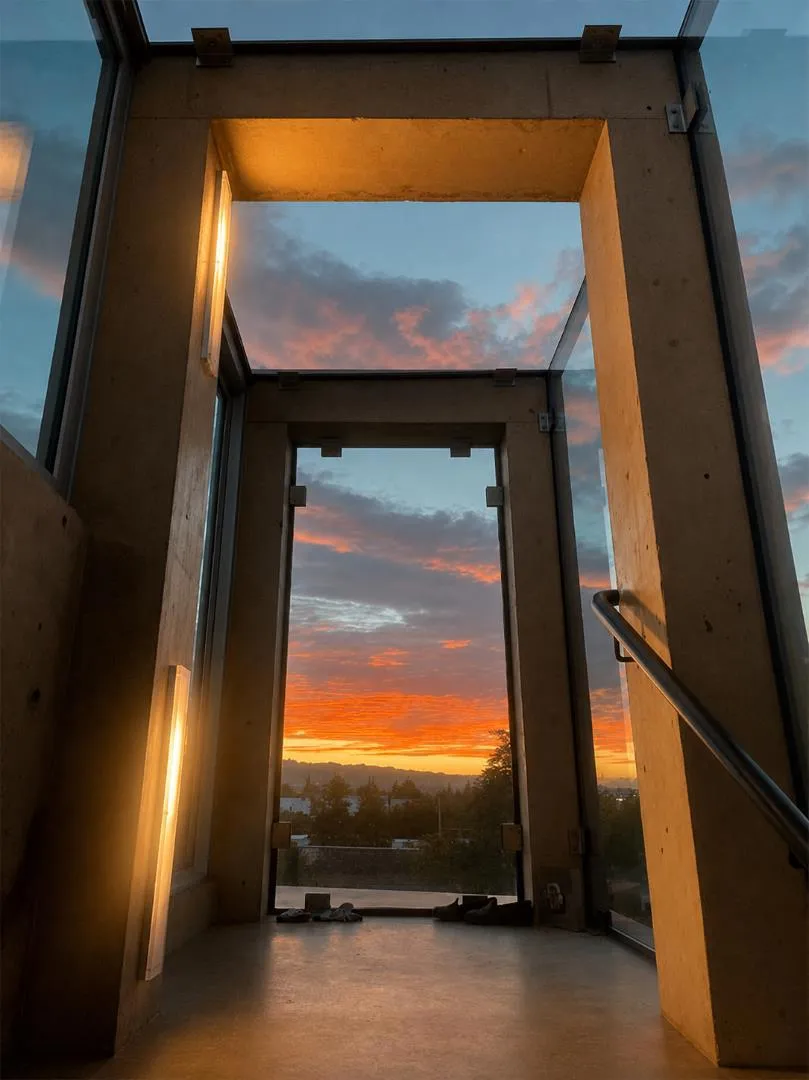 102 University Avenue #3C Palo Alto, CA 94301