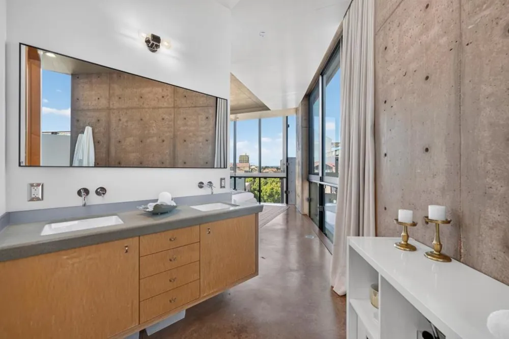 102 University Avenue #3C Palo Alto, CA 94301
