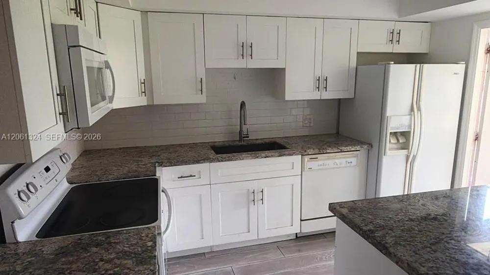 11858 E Brier Patch Ct E Wellington, FL 33414