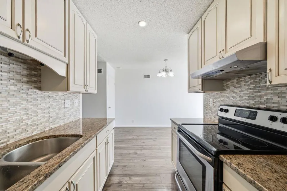 1681 Alvarado Avenue #10 Walnut Creek, CA 94597