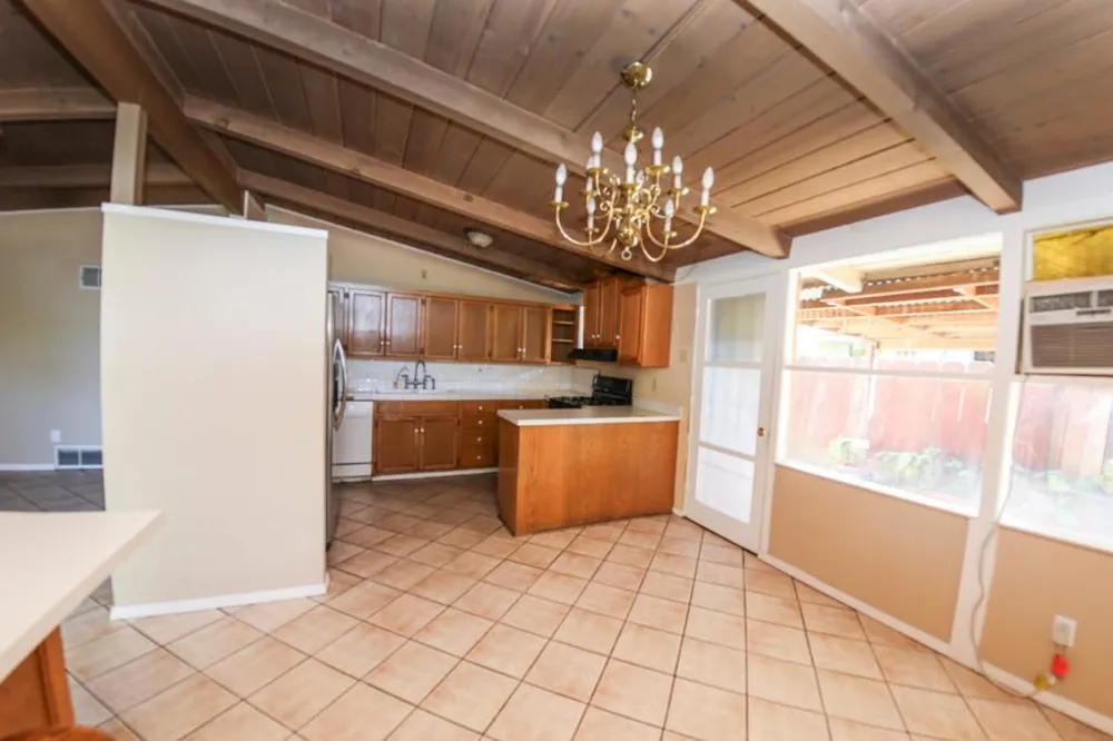 340 Walnut Lane Gilroy, CA 95020