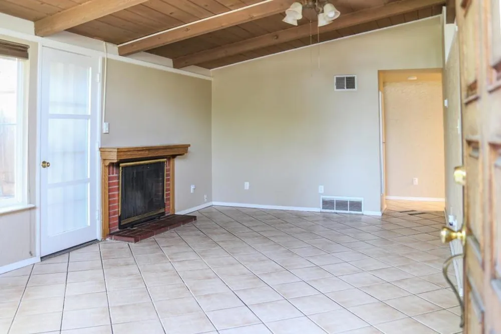 340 Walnut Lane Gilroy, CA 95020