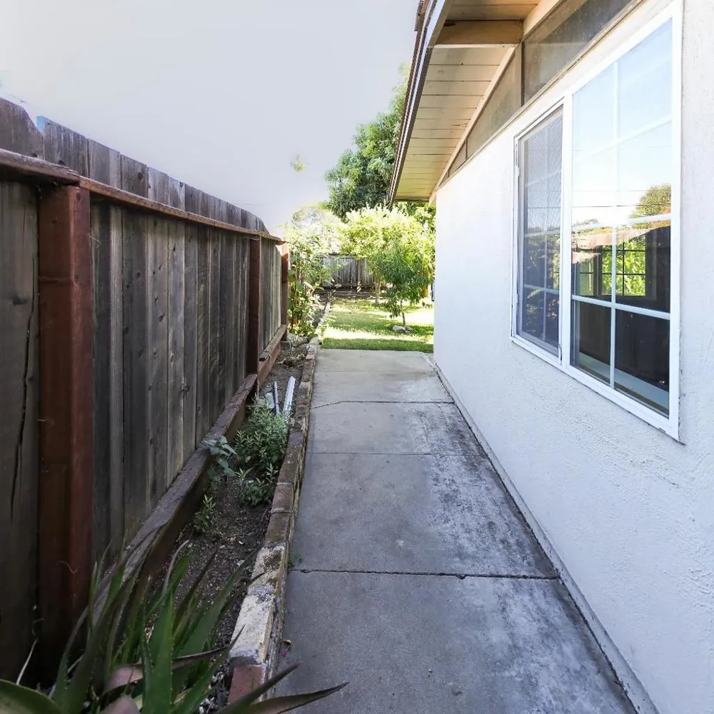 340 Walnut Lane Gilroy, CA 95020