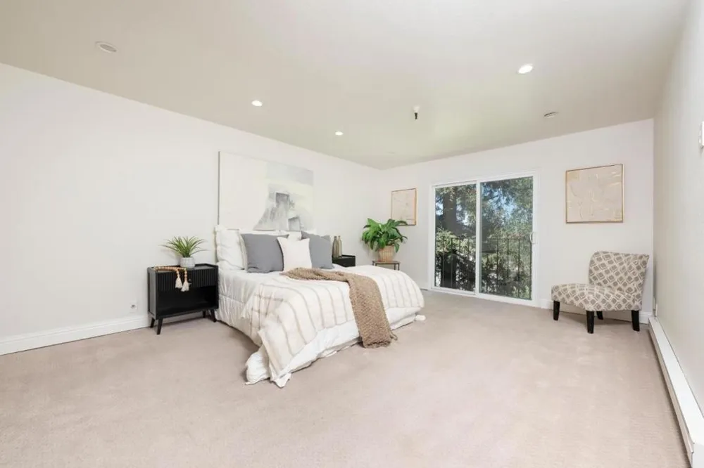 601 Leahy Street #306 Redwood City, CA 94061
