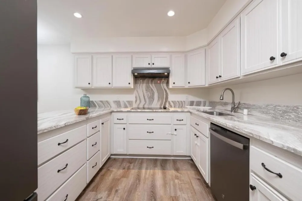 601 Leahy Street #306 Redwood City, CA 94061
