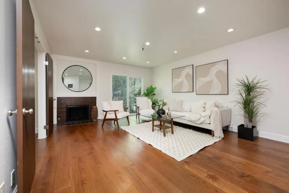 601 Leahy Street #306 Redwood City, CA 94061
