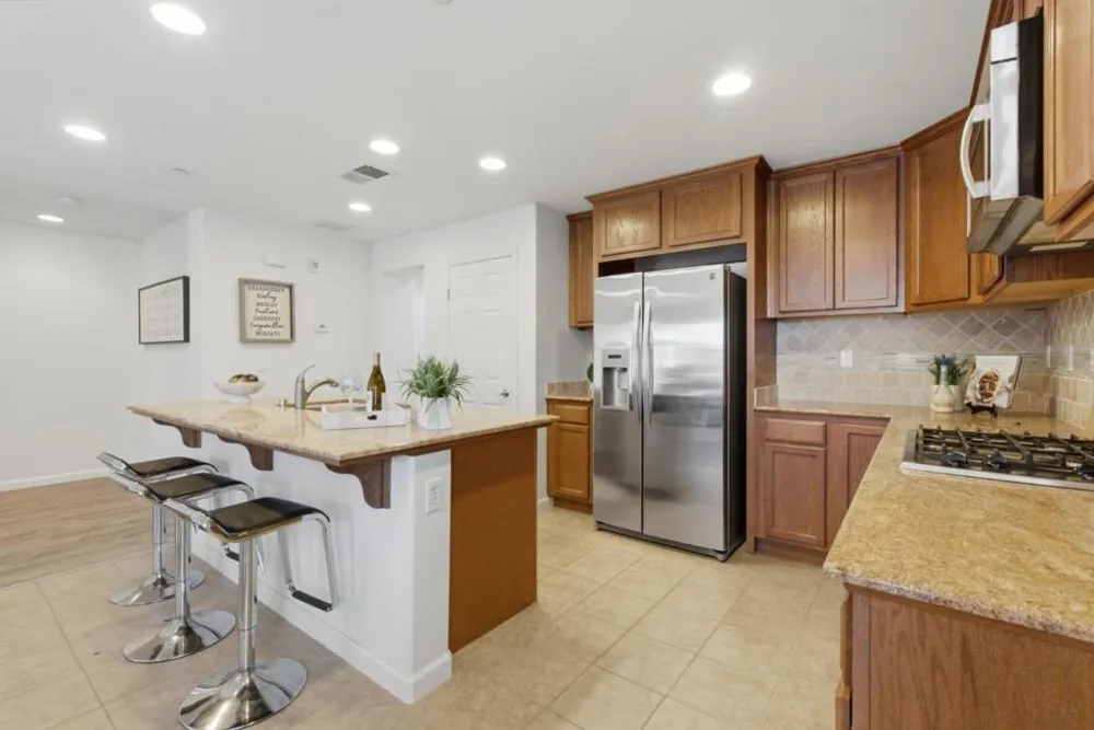185 Montevina Way Hayward, CA 94545