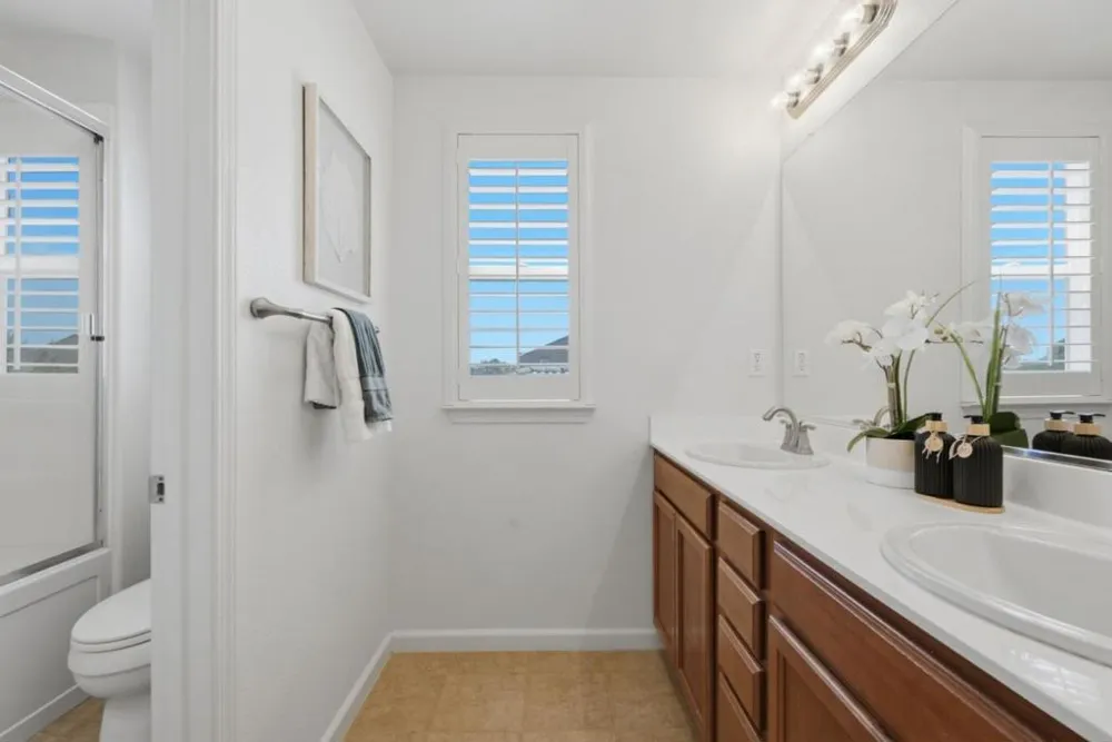 185 Montevina Way Hayward, CA 94545