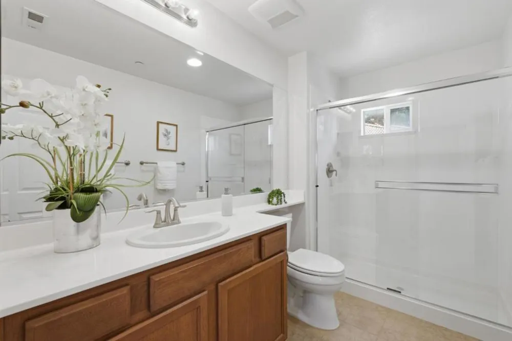 185 Montevina Way Hayward, CA 94545